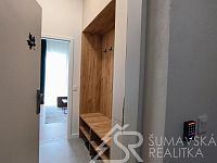 KOMFORTNĚ PLNĚ ZAŘÍZENÝ PROSVĚTLENÝ BYT V NOVÉM DOMĚ – JAVORNÁ – CHKO ŠUMAVA - 1696612165690.jpg