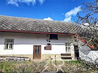 SOLITÉRNÍ PŮVODNÍ CHALUPA V NÁDHERNÉ POLOZE NA MYSTICKÉM MÍSTĚ SE ŠUMAVOU  NA DOHLED - IMG_20230331_141042.jpg