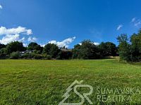 KLIDNÝ STAVEBNÍ POZEMEK  S VÝHLEDEM NA ŠUMAVU 3 KM U SUŠICE- ZÁLUŽÍ - IMG_20250723_170244.jpg