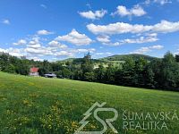 KLIDNÝ STAVEBNÍ POZEMEK  S VÝHLEDEM NA ŠUMAVU 3 KM U SUŠICE- ZÁLUŽÍ - IMG_20250723_170538.jpg