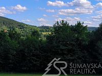 KLIDNÝ STAVEBNÍ POZEMEK  S VÝHLEDEM NA ŠUMAVU 3 KM U SUŠICE- ZÁLUŽÍ - IMG_20250723_170629.jpg