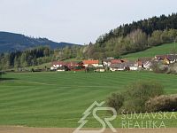 STAVEBNÍ POZEMEK V MALEBNÉ OSADĚ DAMÍČ U SOBĚŠIC V KRÁSNÉ POLOZE POD ŠUVAVSKÝMI VRCHOLY - IMG_0860.JPG