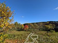 STAVEBNÍ POZEMEK V MALEBNÉ OSADĚ DAMÍČ U SOBĚŠIC V KRÁSNÉ POLOZE POD ŠUVAVSKÝMI VRCHOLY - PXL_20251026_105026711.MP.jpg