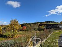 STAVEBNÍ POZEMEK V MALEBNÉ OSADĚ DAMÍČ U SOBĚŠIC V KRÁSNÉ POLOZE POD ŠUVAVSKÝMI VRCHOLY - PXL_20251026_105137360.MP.jpg