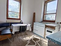 VĚTŠÍ DŮM NA ÚPATÍ  KRÁLOVSKÉHO KAMENE – ŠUMAVA - NICOV - IMG_20250709_171801.jpg