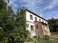 VĚTŠÍ DŮM NA ÚPATÍ  KRÁLOVSKÉHO KAMENE – ŠUMAVA - NICOV - PXL_20250909_122821133.jpg