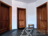 LUXUSNÍ APARTMÁN 4+1 PŘÍMO NA NÁMĚSTÍ V KAŠPERSKÝCH HORÁCH - 1697043148462.jpg