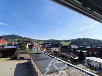 LUXUSNÍ APARTMÁN 4+1 PŘÍMO NA NÁMĚSTÍ V KAŠPERSKÝCH HORÁCH - 1697043148466.jpg