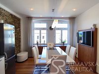 LUXUSNÍ APARTMÁN 4+1 PŘÍMO NA NÁMĚSTÍ V KAŠPERSKÝCH HORÁCH - 1697043148485.jpg