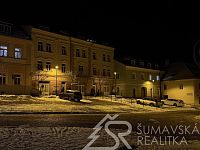 LUXUSNÍ APARTMÁN 4+1 PŘÍMO NA NÁMĚSTÍ V KAŠPERSKÝCH HORÁCH