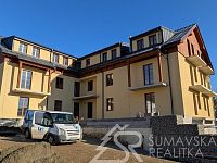 NOVÝ BYT 1+KK S VÝCHODNÍM BALKONEM A VÝHLEDEM NA ŠUMAVU-KAŠPERSKÉ HORY - PXL_20251119_091551205.MP.jpg