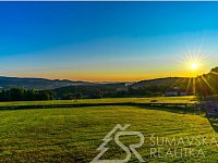 STYLOVÝ KOMFORTNÍ PENZION S VÝHLEDEM DO ÚDOLÍ– CENTRÁLNÍ ŠUMAVA - Snímek obrazovky 2.jpg