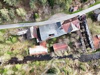 BÝVALÁ SLAVNÁ WACLAWICKOVA PILA, DNES LUKRATIVNÍ POZEMKY  V CHKO ŠUMAVA - REJŠTEJN - DJI_20250423093741_0069_D.jpg