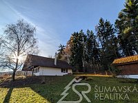 DŮM NA SMOTĚ U LESA S FANTASTICKÝM PANORAMATICKÝM VÝHLEDEM,  OSTRUŽNO NA ŠUMAVĚ - PXL_20251209_091249510.jpg