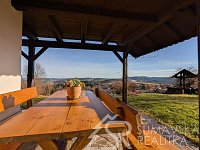 DŮM NA SMOTĚ U LESA S FANTASTICKÝM PANORAMATICKÝM VÝHLEDEM,  OSTRUŽNO NA ŠUMAVĚ - PXL_20251209_091600744.jpg