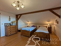 DŮM NA SMOTĚ U LESA S FANTASTICKÝM PANORAMATICKÝM VÝHLEDEM,  OSTRUŽNO NA ŠUMAVĚ - PXL_20251209_093623899.jpg