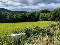 MÍSTO PRO VÁŠ VYSNĚNÝ DOMOV- STAVEBNÍ POZEMEK S VÝHLEDEM NA ŠUMAVU O VÝMĚŘE 3500 m2, 3 KM OD SUŠICE - IMG_20250722_093129.jpg