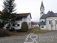 ZAVEDENÝ OBCHOD V CENTRU OBCE ŽIHOBCE - PXL_20260213_095249556.MP.jpg