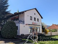 ZAVEDENÝ OBCHOD V CENTRU OBCE ŽIHOBCE - PXL_20260426_100018699.jpg