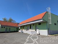 ZAVEDENÝ OBCHOD A FUNGUJÍCÍ RESTAURACE V CENTRU OBCE PŘEDSLAV - PXL_20260422_123400584.MP.jpg