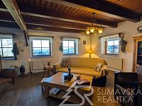 DŮM NA SAMOTĚ U LESA S FANTASTICKÝM PANORAMATICKÝM VÝHLEDEM,  OSTRUŽNO NA ŠUMAVĚ - PXL_20251209_092449296.jpg