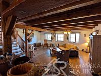 DŮM NA SAMOTĚ U LESA S FANTASTICKÝM PANORAMATICKÝM VÝHLEDEM,  OSTRUŽNO NA ŠUMAVĚ - PXL_20251209_093309147.jpg