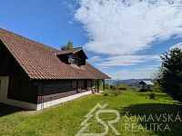 DŮM NA SAMOTĚ U LESA S FANTASTICKÝM PANORAMATICKÝM VÝHLEDEM,  OSTRUŽNO NA ŠUMAVĚ - PXL_20260513_081617590.MP.jpg