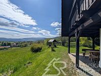 DŮM NA SAMOTĚ U LESA S FANTASTICKÝM PANORAMATICKÝM VÝHLEDEM,  OSTRUŽNO NA ŠUMAVĚ