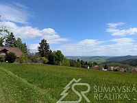 DŮM NA SAMOTĚ U LESA S FANTASTICKÝM PANORAMATICKÝM VÝHLEDEM,  OSTRUŽNO NA ŠUMAVĚ - PXL_20260513_084436990.MP.jpg