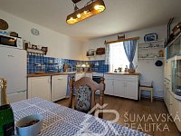 DŮM POD HRADEM KAŠPERK PO REKONSTRUKCI IHNED K NASTĚHOVÁNÍ, NEZDICE NA ŠUMAVĚ - PXL_20260119_122757641.jpg