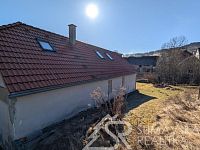 DŮM POD HRADEM KAŠPERK PO REKONSTRUKCI IHNED K NASTĚHOVÁNÍ, NEZDICE NA ŠUMAVĚ - PXL_20260313_082300791.jpg