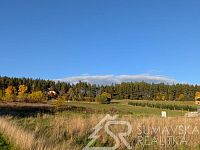 SLUNNÝ STAVEBNÍ POZEMEK 960 m2 V ŽÁDANÉ LOKALITĚ HOMOLKA, VIMPERK - PXL_20251018_150117522.jpg