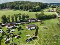 STYLOVÝ KOMFORTNÍ PENZION S VÝHLEDEM DO ÚDOLÍ– CENTRÁLNÍ ŠUMAVA - Dron 1.jpg