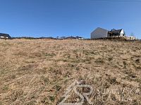 VÝJIMEČNÝ STAVEBNÍ POZEMEK VE VIMPERKU S VÝHLEDEM NA ZÁMEK A BOUBÍN - PXL_20260319_113818195.MP.jpg