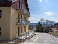 NOVÝ BYT 2+kk S OHROMNOU TERASOU.  KAŠPERSKÉ HORY- ŠUMAVA - PXL_20260325_112601371.jpg