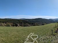 POZEMEK NA KRÁSNÉM MÍSTĚ S PANORAMATICKÝM VÝHLEDEM  POD HRADEM KAŠPERK, BOHDAŠICE - PXL_20260428_135326524.PANO.jpg