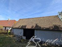 CHALUPA NA ŠUMAVĚ - PARÝZEK – TICHÉ MÍSTO U LESA S DUŠÍ STARÝCH ČASŮ - PXL_20260505_082555864.jpg