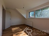 APARTMÁNOVÝ DŮM NOVÁ PEC – BYDLENÍ I INVESTICE V SRDCI ŠUMAVY - PXL_20260527_071648397.MP.jpg