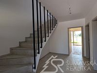 APARTMÁNOVÝ DŮM NOVÁ PEC – BYDLENÍ I INVESTICE V SRDCI ŠUMAVY - PXL_20260527_071749341.MP.jpg