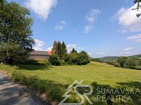 STAVEBNÍ POZEMEK S VÝHLEDEM,  OKRAJ KAŠPERSKÝCH HOR  – ŠUMAVA - PXL_20260716_090829020.MP.jpg