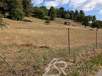 STAVEBNÍ POZEMEK NA ŠUMAVĚ PAŘEZÍ - PETROVICE U SUŠICE - O VÝMĚŘE 4.773 m2 - PXL_20260728_082418255.jpg