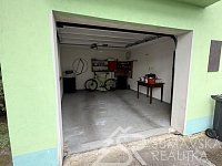 PRONÁJEM ZREKONSTRUOVANÉHO RODINNÉHO DOMU 6+KK SE ZAHRADOU A GARÁŽÍ HORAŽĎOVICE PŘEDMĚSTÍ - IMG_1784.jpeg