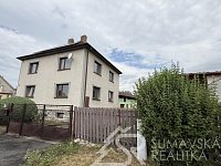 PRONÁJEM ZREKONSTRUOVANÉHO RODINNÉHO DOMU 6+KK SE ZAHRADOU A GARÁŽÍ HORAŽĎOVICE PŘEDMĚSTÍ - IMG_1794.jpeg