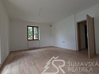KOMFORTNÍ APARTMÁN č. 8 – 2+KK S LODŽIÍ V NOVOSTAVBĚ V KAŠPERSKÝCH HORÁCH-ČESKÁ - PXL_20260818_123336533.MP.jpg