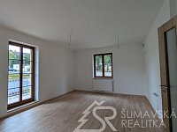 KOMFORTNÍ APARTMÁN č. 8 – 2+KK S LODŽIÍ V NOVOSTAVBĚ V KAŠPERSKÝCH HORÁCH-ČESKÁ - PXL_20260818_123444393.MP.jpg