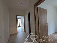 KOMFORTNÍ APARTMÁN č. 8 – 2+KK S LODŽIÍ V NOVOSTAVBĚ V KAŠPERSKÝCH HORÁCH-ČESKÁ - PXL_20260818_123505982.MP.jpg