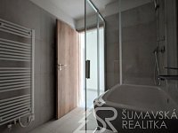 APARTMÁN Č. 16 - 2+KK S BALKONEM V PROJEKTU ČESKÁ-KAŠPERSKÉ HORY - PXL_20260818_124218013.MP.jpg