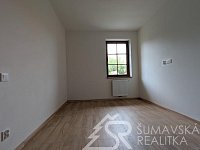 NOVÝ APARTMÁN NA ŠUMAVĚ -KAŠPERSKÉ HORY 2+KK S BALKONEM - PXL_20260818_123604754.MP.jpg