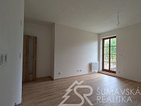 NOVÝ APARTMÁN NA ŠUMAVĚ -KAŠPERSKÉ HORY 2+KK S BALKONEM - PXL_20260818_123703639.MP.jpg