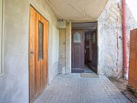 Prodej domu nám. T.G. Masaryka 779 m², pozemek 1465 m², Smečno - IMG_8177_hdr.jpg